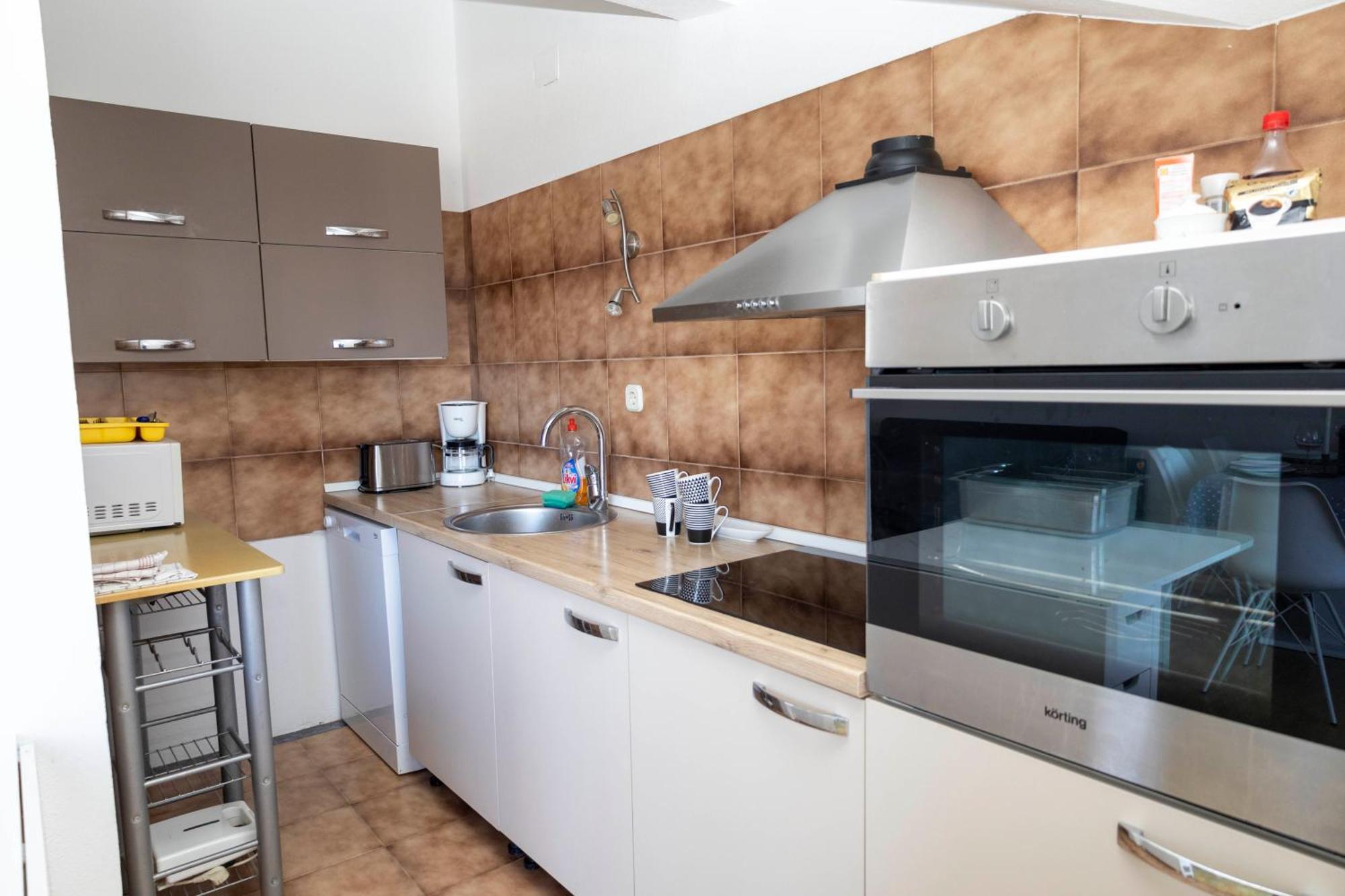 Apartments Jaksic - Zile Supetar Exterior foto